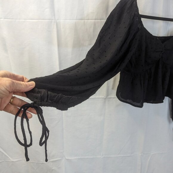 NWT Miami for Francesca's Black Off-Shoulder Crop Top in Medium - Picture 3 of 16